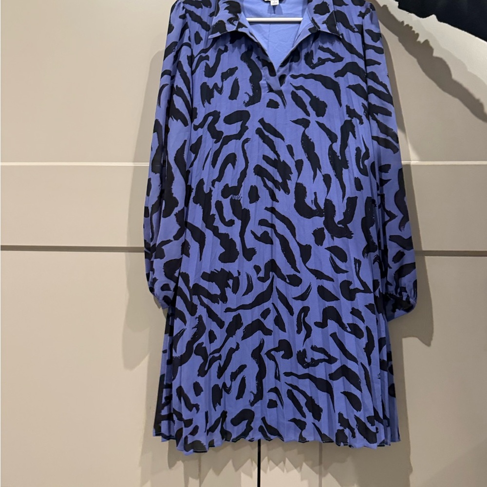 Nine West Blue and Black Patterned Long Sleeve Dress